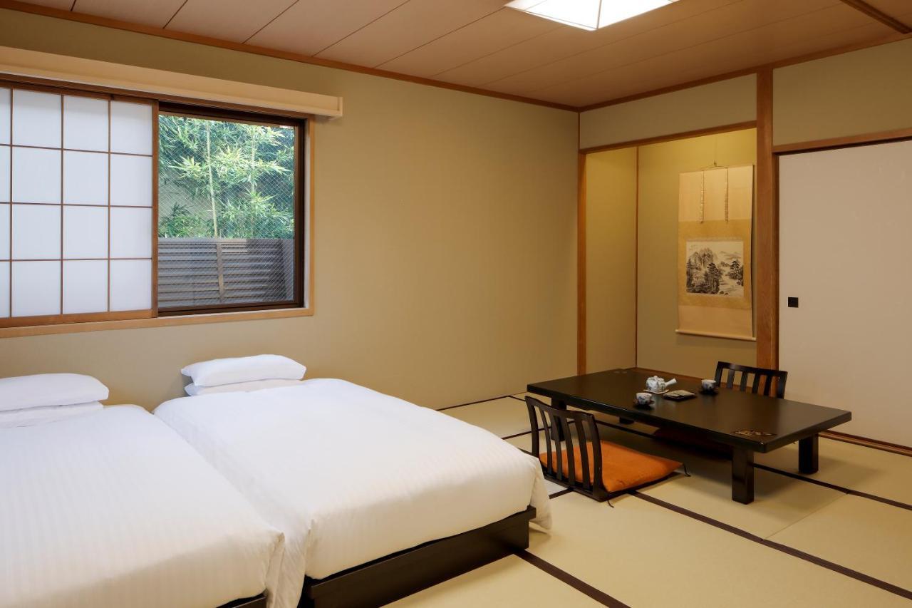 Gion Ryokan Karaku Киото Экстерьер фото
