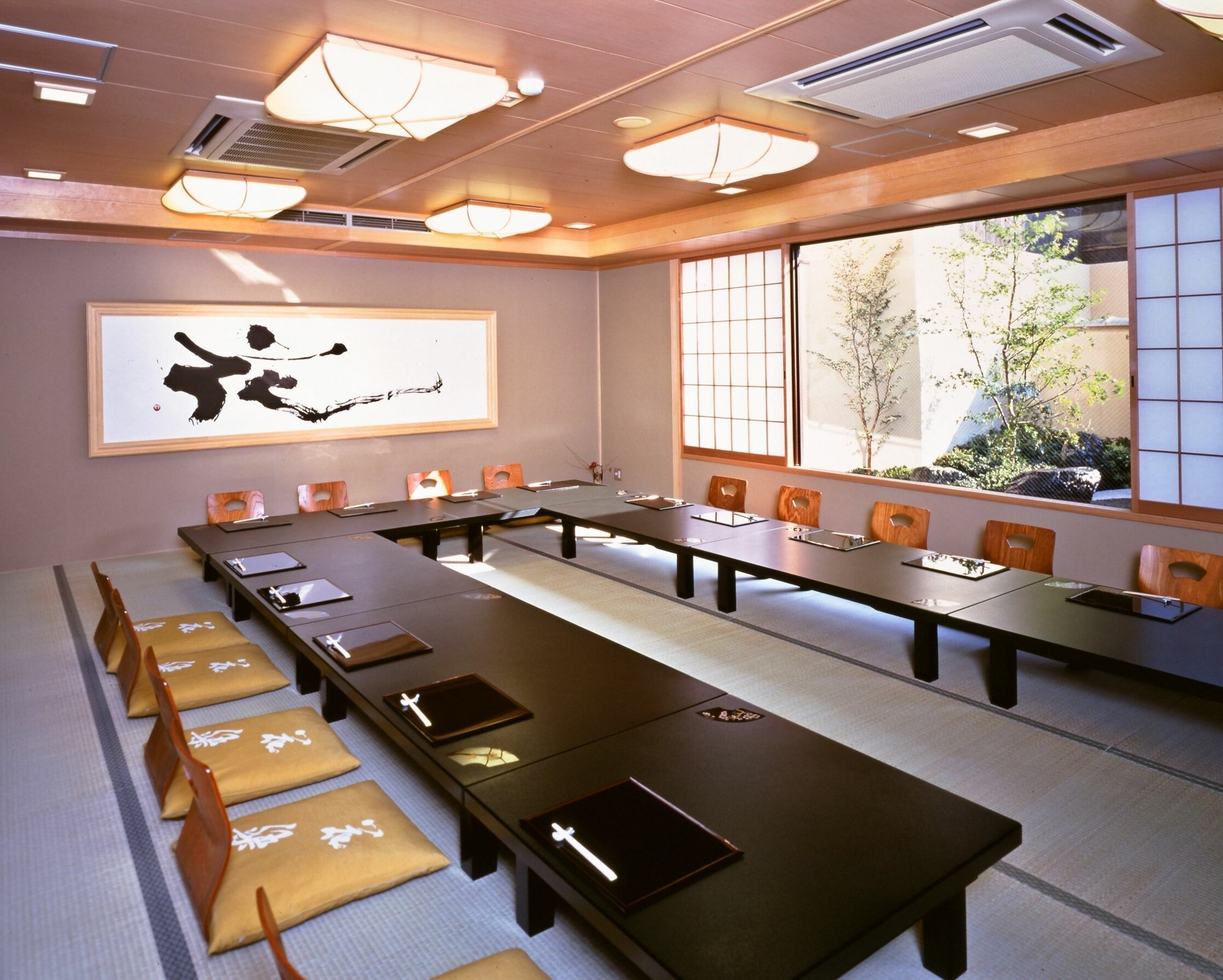 Gion Ryokan Karaku Киото Экстерьер фото
